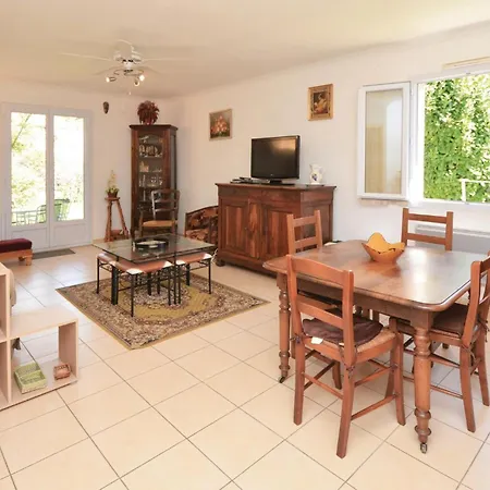 3 Bedroom Amazing Home In Pignan 펜션 *