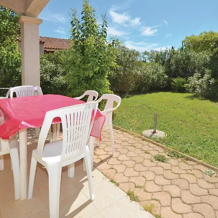 3 Bedroom Amazing Home In Pignan 펜션 Pignan